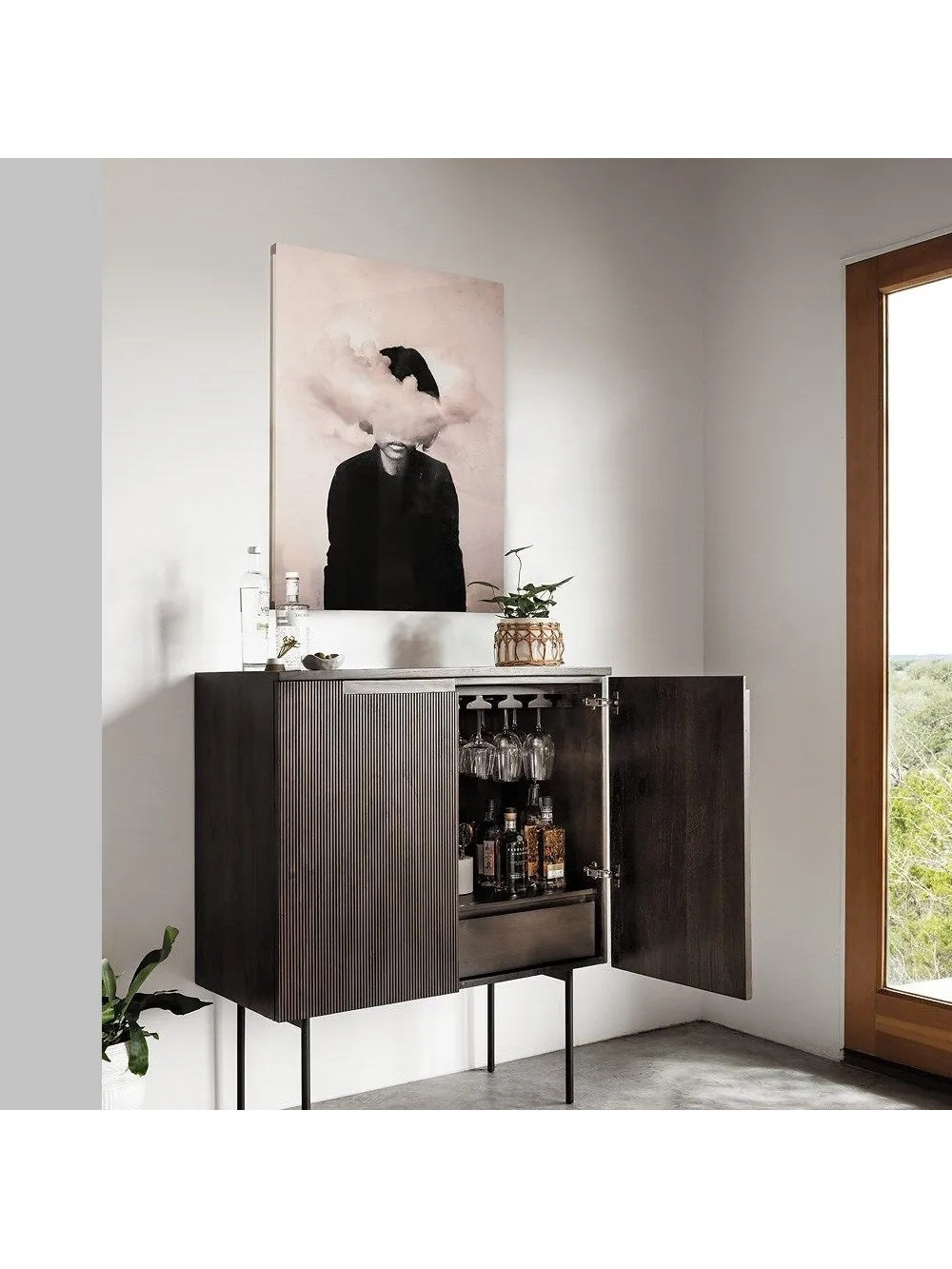 Mueble de Bar Moderno Vermouth 2 puertas Color Wengue TU MESITA